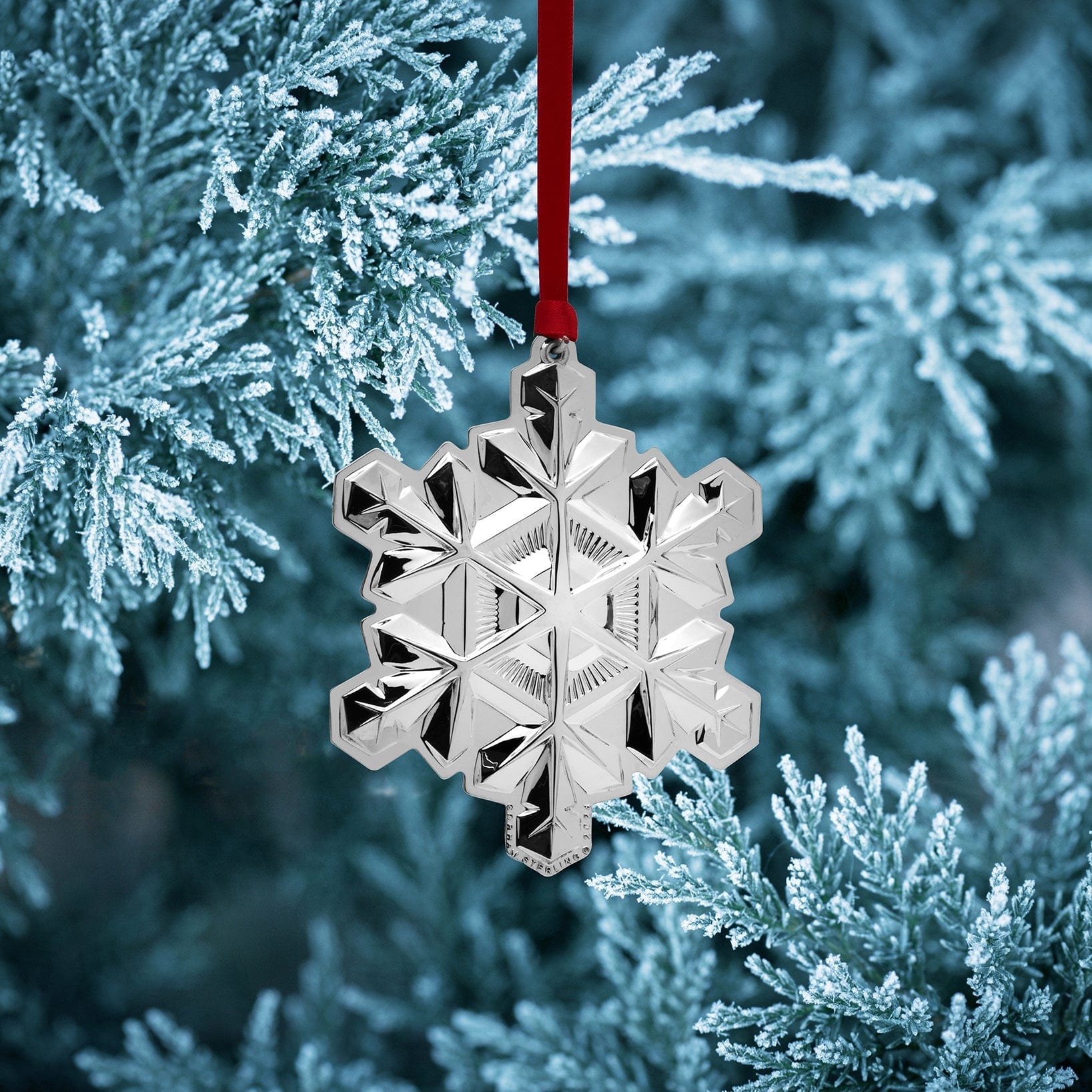 2024 Sterling Snowflake Ornament 55th Edition - Image 2