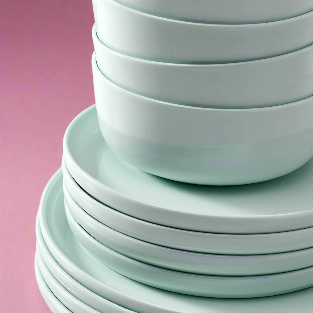 Madison Mint 12 Piece Dinnerware Set. Service for 4 - Image 4
