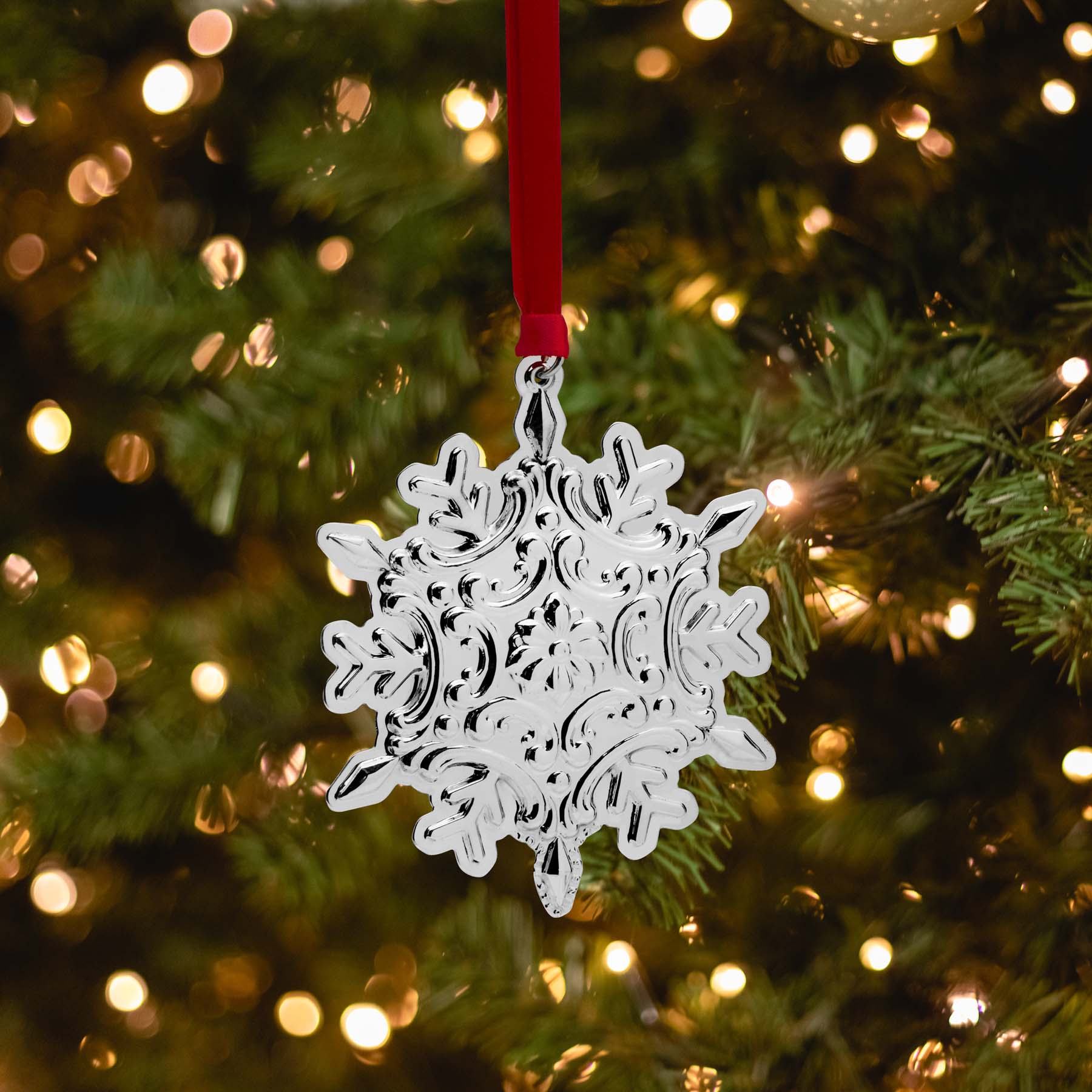 2025 Old Master Sterling Snowflake Ornament 36th Edition - Image 2