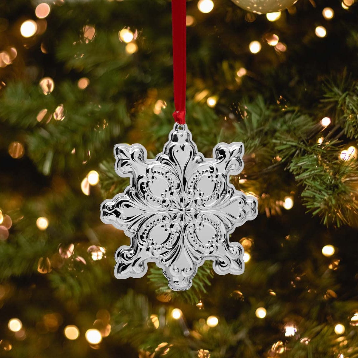 2025 Grande Baroque Sterling Snowflake Ornament 28th Edition - Image 2