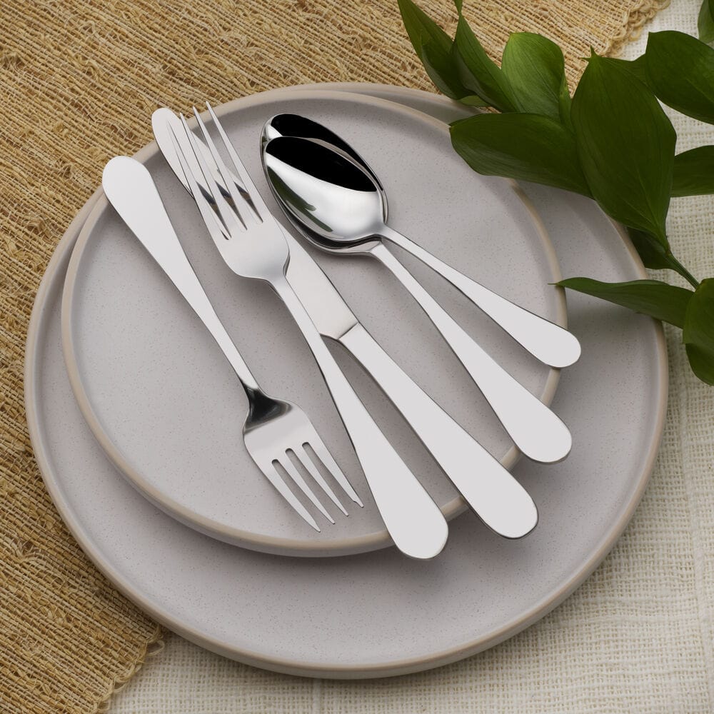 Continental Classic 20 Piece Flatware Set. Service for 4 - Image 2