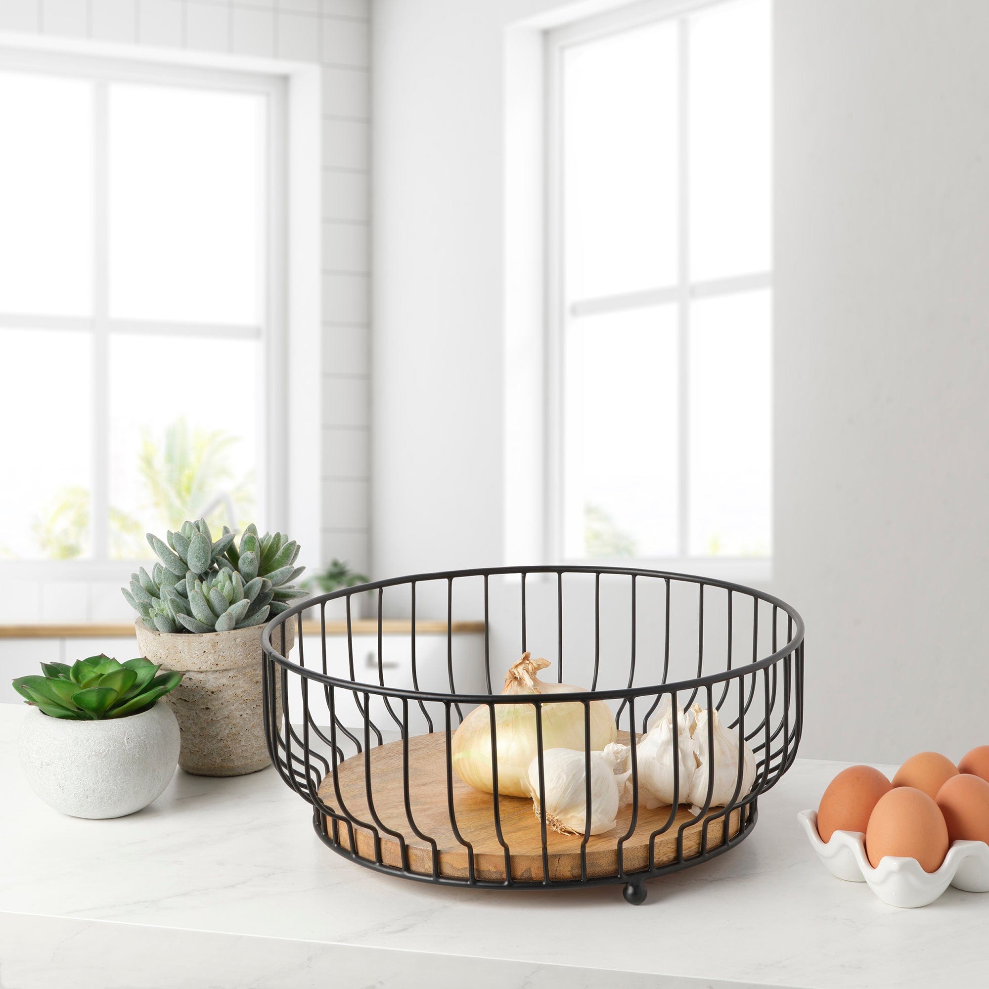 Savannah Fruit Storage Basket with Banana Hook - Image 4