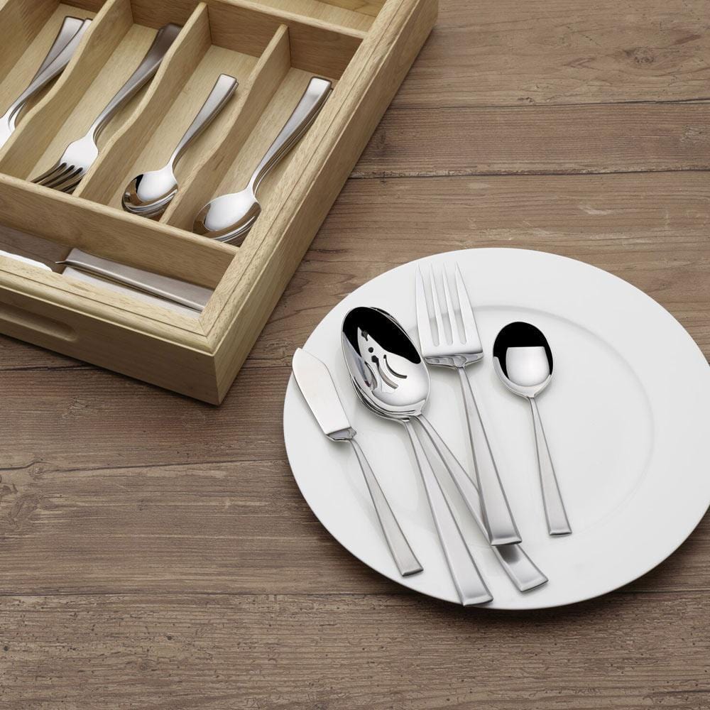 Essex Satin 65 Piece Flatware Set. Service for 12 - Image 3