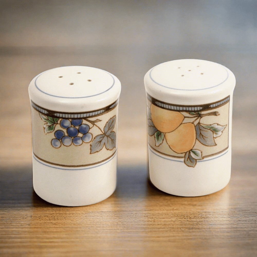 Garden Harvest? Salt and Pepper Set - Image 2