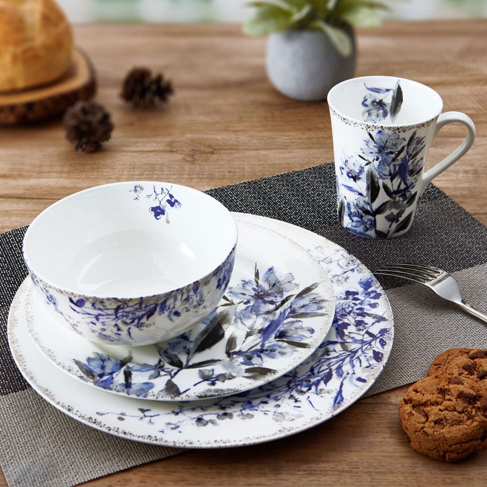 Kaia Platinum Set of 4 Mugs - Image 3
