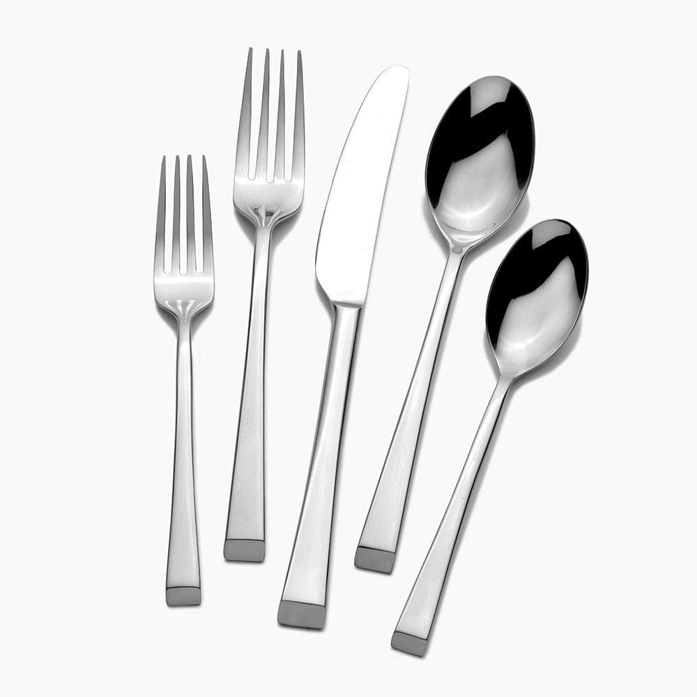 Rockford Forged 20 Piece Flatware Set. Service for 4