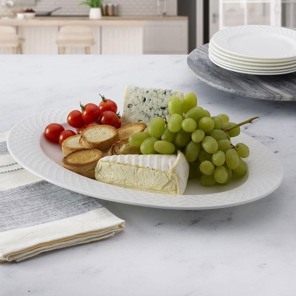 Trellis White Oval Platter - Image 2
