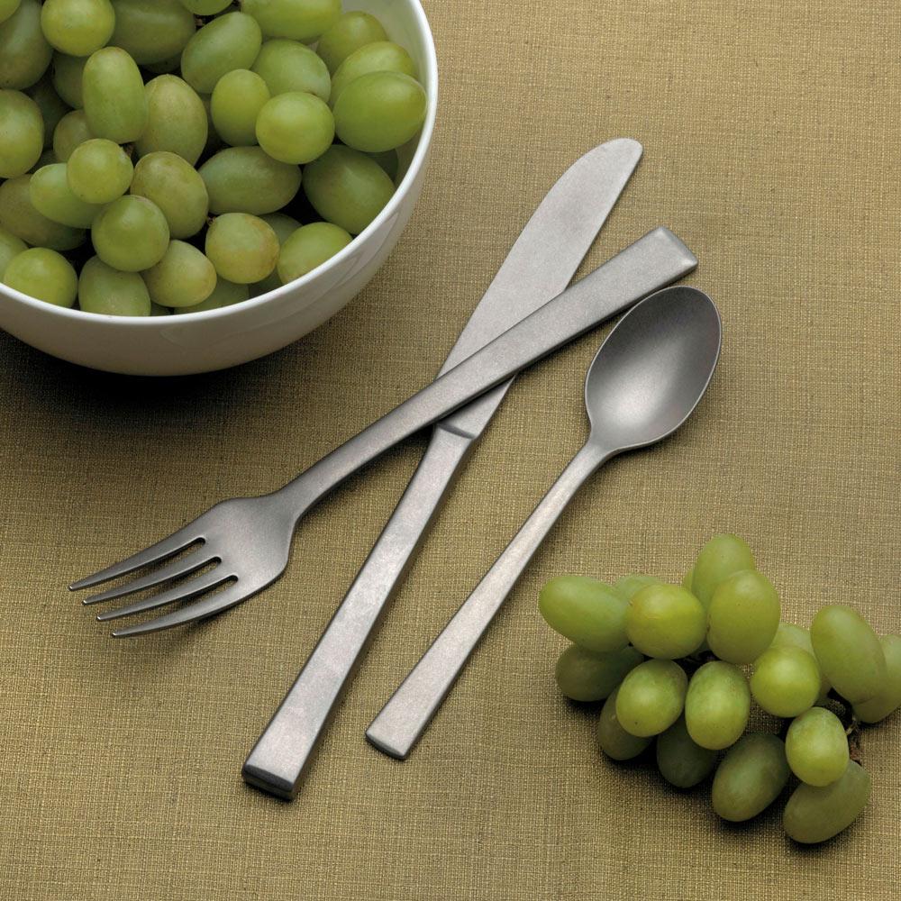 York Stonewash 12 Piece Flatware Set. Service for 4 - Image 4